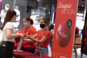 Zeugnisaktion im MURPARK